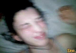 Подборка Моя Милая школьница Любит Купатья в тёплой сперме много выстрелов Спермы на лицо и волосы