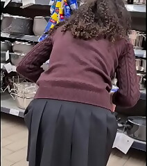 SPYING TEEN GIRL AT SUPERMARKET - SHORT SKIRT